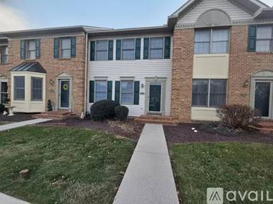 Main picture of 521 Cobblestone Ln