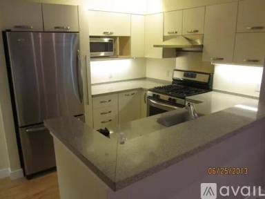 Main picture of 369 Franklin St - 201