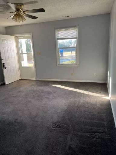 Main picture of 1378 Single Tree Ln