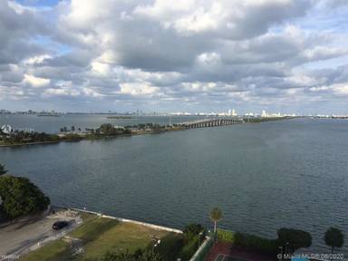 Main picture of Bay Park Towers