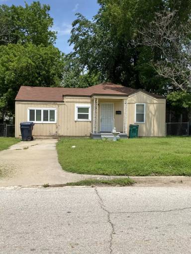 Main picture of 3237 NW 30th St