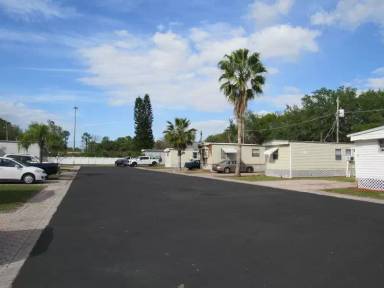 Main picture of 12300 Phillips Ln