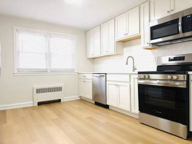 Main picture of 167 Norwood Ave