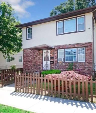 Main picture of 80 Dix St