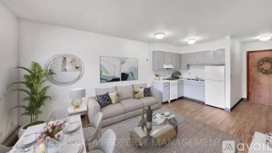 Main picture of 503 E Poplar Dr