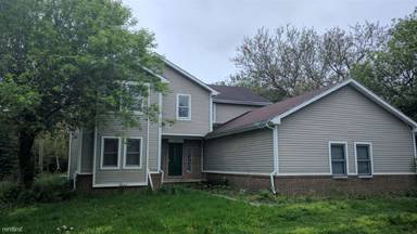 Main picture of 1750 School Rd
