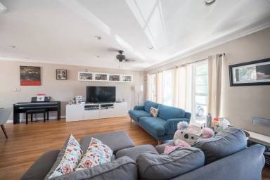 Main picture of 5211 Judson Way