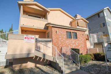Main picture of 8810 Etiwanda Ave