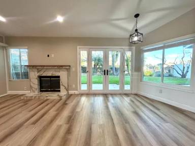 Main picture of 1742 Oakview Way