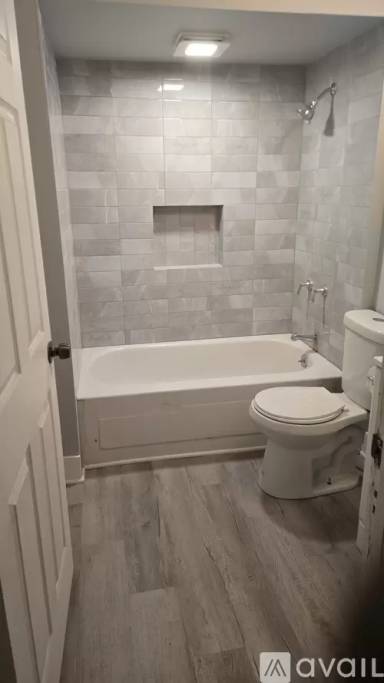 Main picture of 9024 Yale Ave