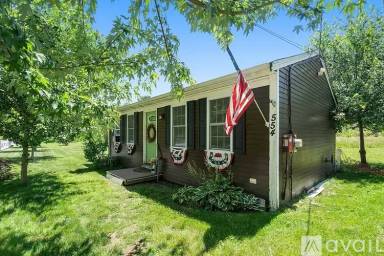 Main picture of 554 Hodges St
