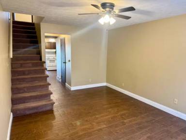 Main picture of 1616 Spring Valley Dr