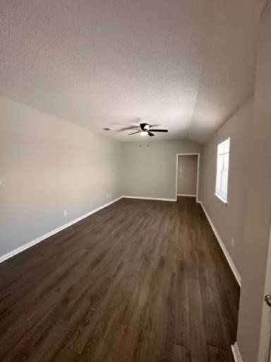 Main picture of 1321 Bagby Ave