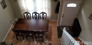 Main picture of 627 S Penrose Ln