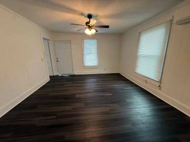 Main picture of 5 Lamar St NW