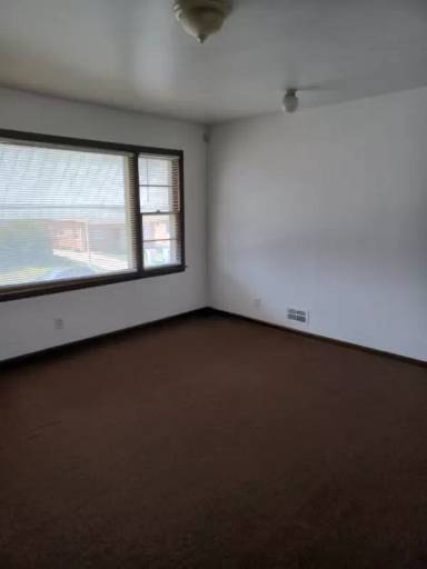 Main picture of 4602 N 50th St