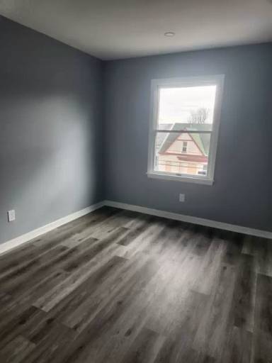 Main picture of 79 N 4th St