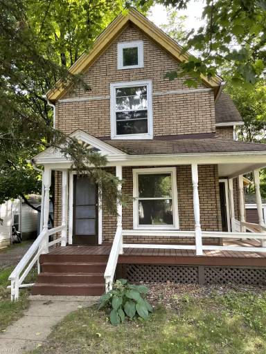 Main picture of 1030-1032 Michigan Ave