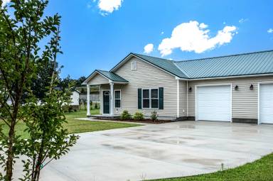 Main picture of 138 Macdonald Blvd
