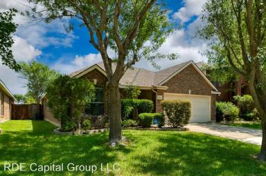 Main picture of 2831 Park Place Dr