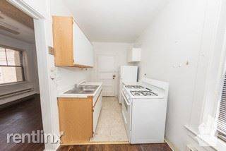 Main picture of 2237 N Bissell St