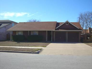 Main picture of 412 Baumann Dr