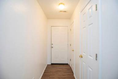 Main picture of 2509 Parkcrest Dr