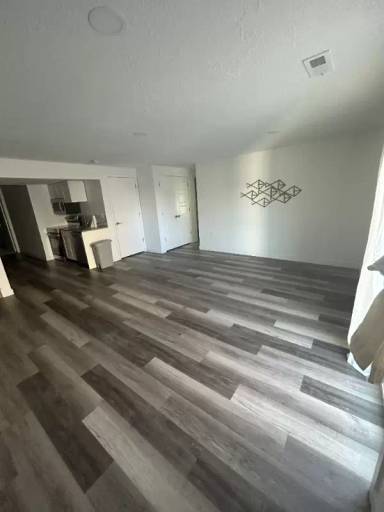Main picture of 241 E Ridgeline Way