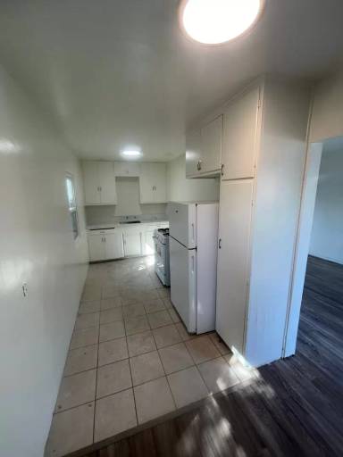 Main picture of 4637 1/2 Larkspur St