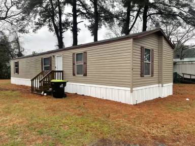 Main picture of Rosewood Mobile Home Park