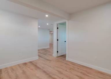 Main picture of 67 Elm St
