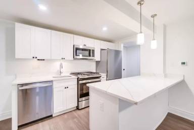 Main picture of 1575 Spring Pl NW