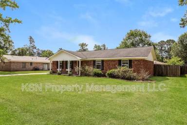 Main picture of 503 W Tietgen St
