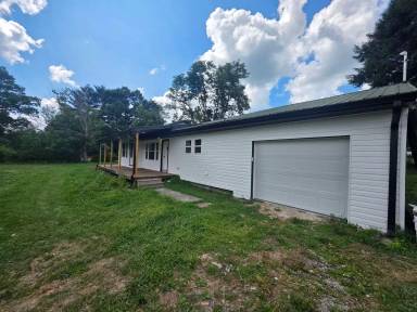 Main picture of 36 Shoemake Rd