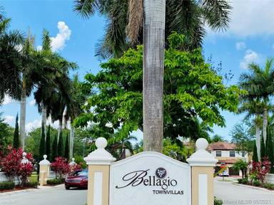 Main picture of 12708 SW 50th St