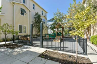 Main picture of 1904 Maritime Way