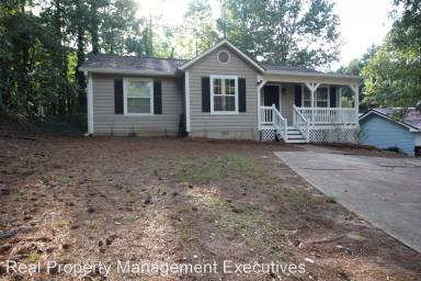 Main picture of 2845 Lanier Beach South Rd