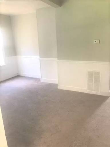 Main picture of 1264 W 37th St