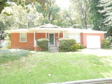 Main picture of 2231 Pleasant Dr