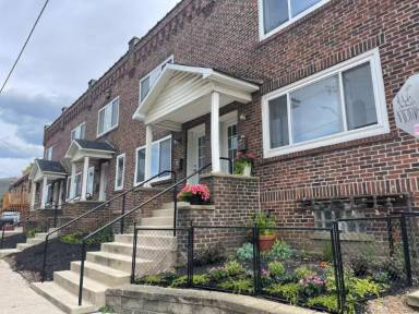 Main picture of 109 E 9th Ave