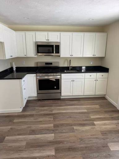 Main picture of 19 E Water St