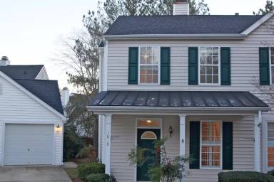 Main picture of 1018 Purple Glory Dr