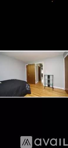 Main picture of 7019 N Ridge Blvd