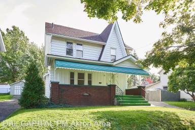 Main picture of 1453 Brown St