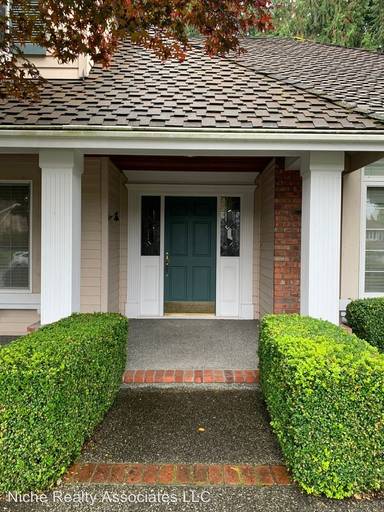 Main picture of 13529 42nd Ct W