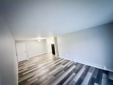 Main picture of Hometown Harbor Apartments