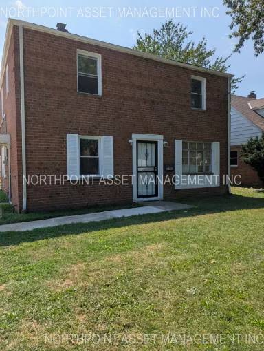 Main picture of 21000 Crystal Ave
