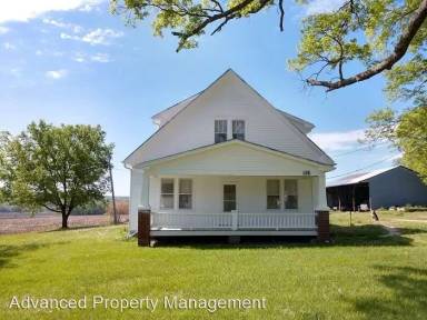 Main picture of 4557 S 33rd St