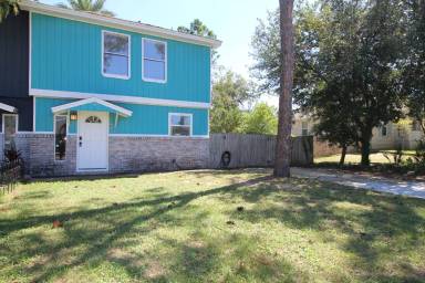 Main picture of 950 Coronado Dr