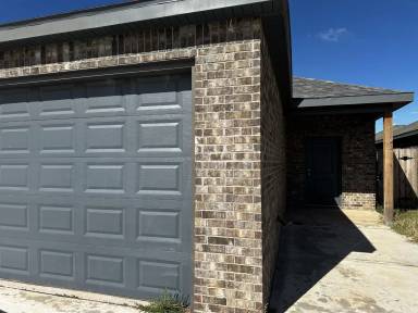 Main picture of 5508 Itasca St